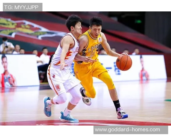 赛后复盘：成都篮球队与杭州篮球队默契配合的关键因素分析