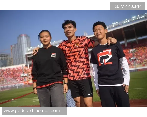 重庆篮球队战术创新引领潮流助力球队实力大幅提升